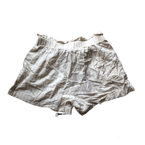 linen blend shorts - Picture 2 of 4